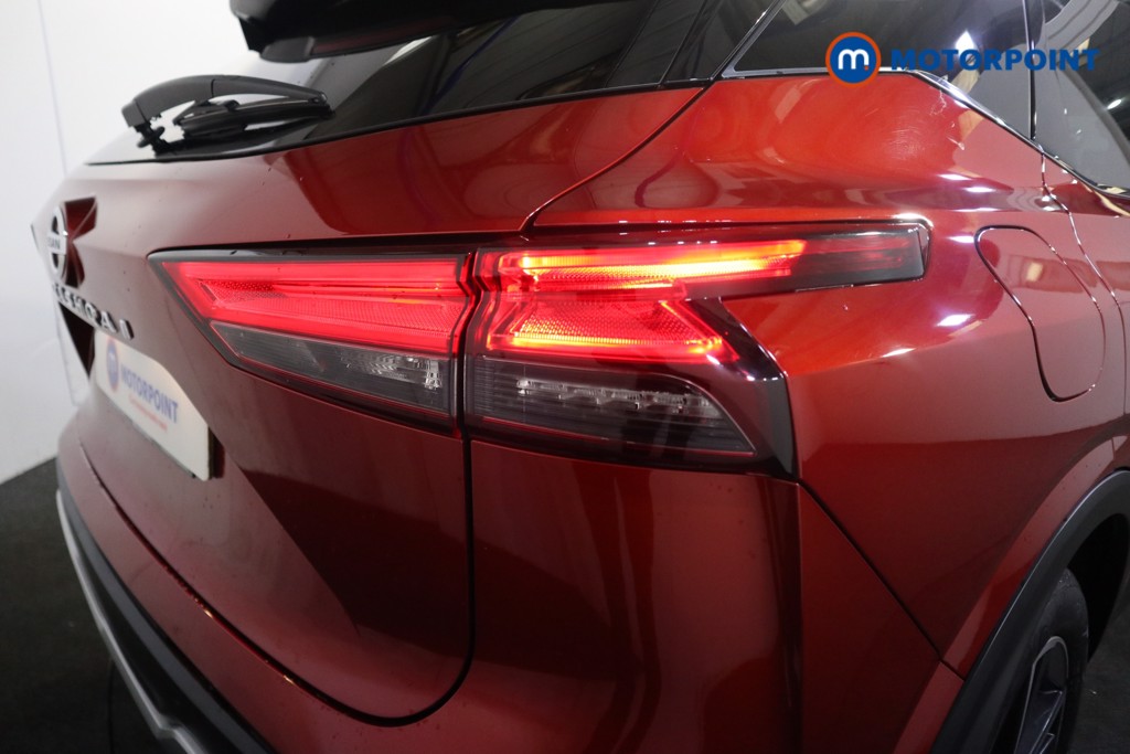 Nissan Qashqai Tekna Manual Petrol SUV - Stock Number (1582028) - 23rd supplementary image