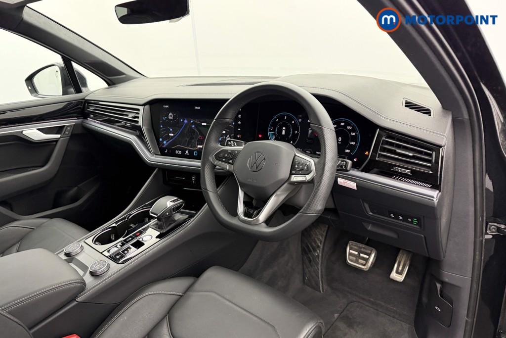 Volkswagen Touareg Black Edition Automatic Diesel SUV - Stock Number (1582262) - 4th supplementary image