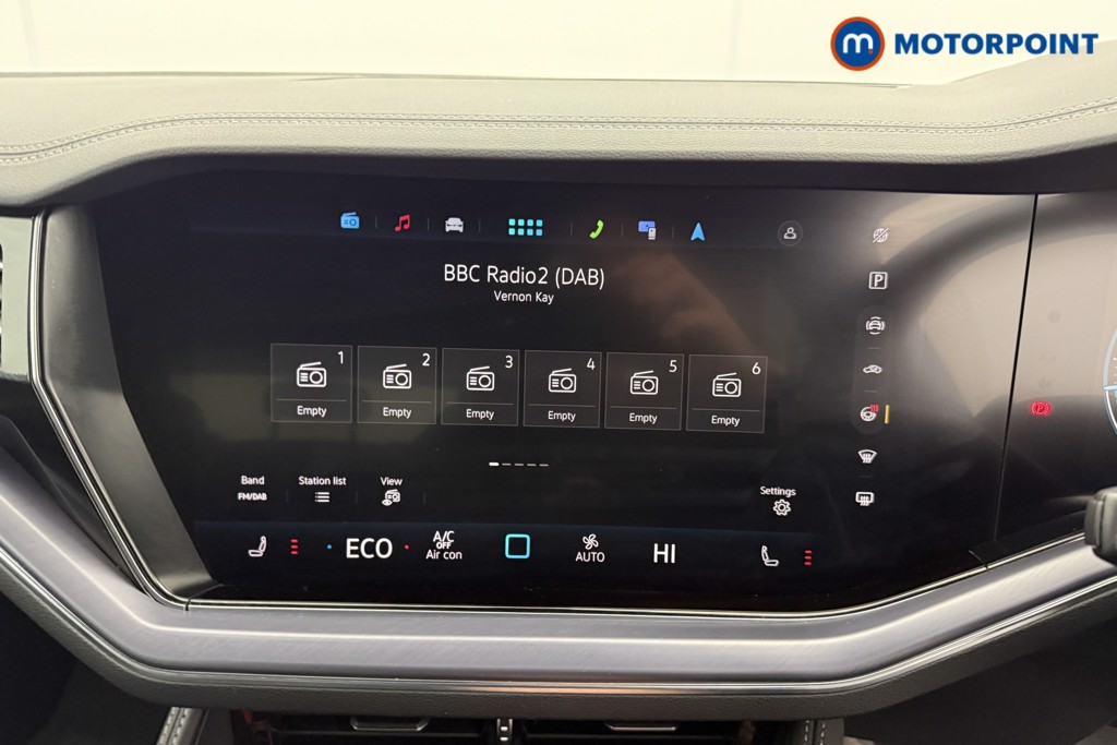 Volkswagen Touareg Black Edition Automatic Diesel SUV - Stock Number (1582262) - 6th supplementary image