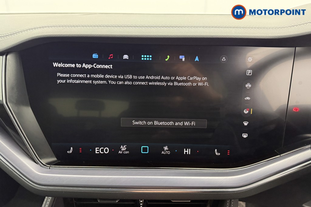 Volkswagen Touareg Black Edition Automatic Diesel SUV - Stock Number (1582262) - 9th supplementary image