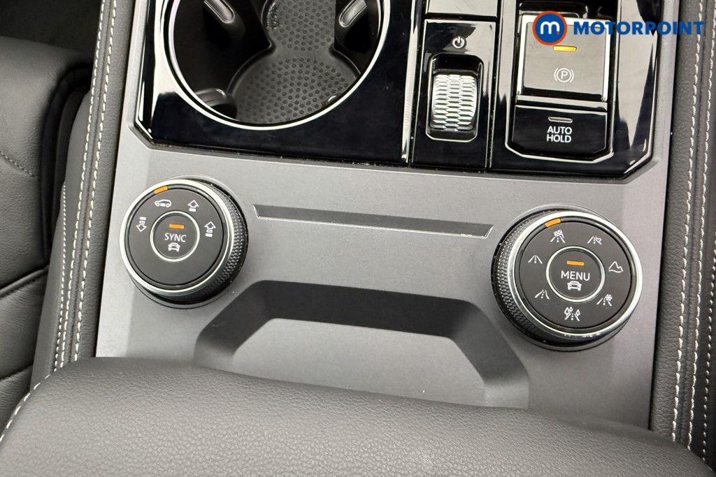 Volkswagen Touareg Black Edition Automatic Diesel SUV - Stock Number (1582262) - 14th supplementary image