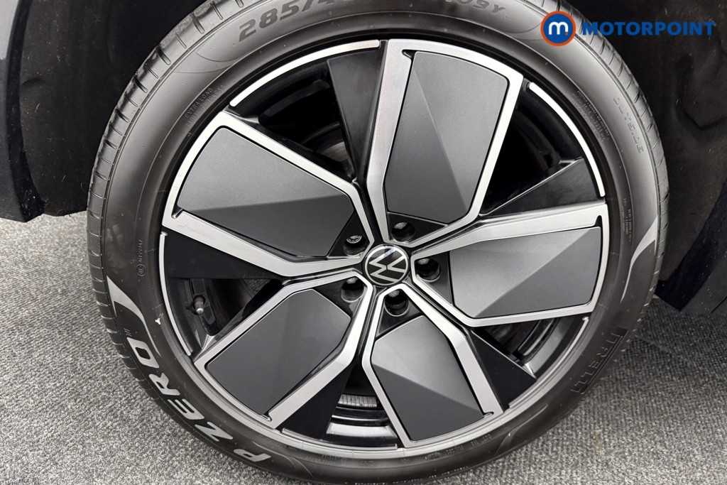Volkswagen Touareg Black Edition Automatic Diesel SUV - Stock Number (1582262) - 38th supplementary image