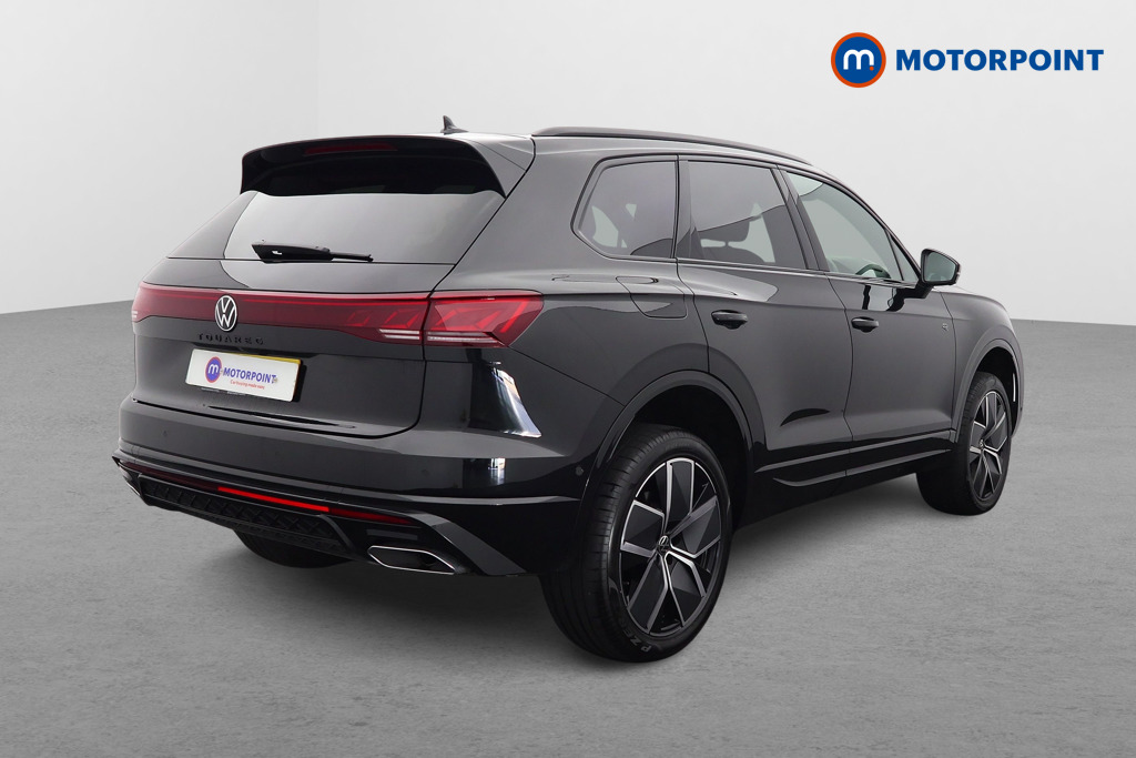 Volkswagen Touareg Black Edition Automatic Diesel SUV - Stock Number (1582262) - Drivers side rear corner