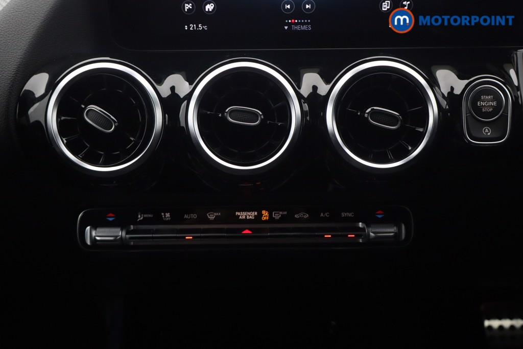 Mercedes-Benz GLA Amg Line Automatic Petrol SUV - Stock Number (1582285) - 12th supplementary image