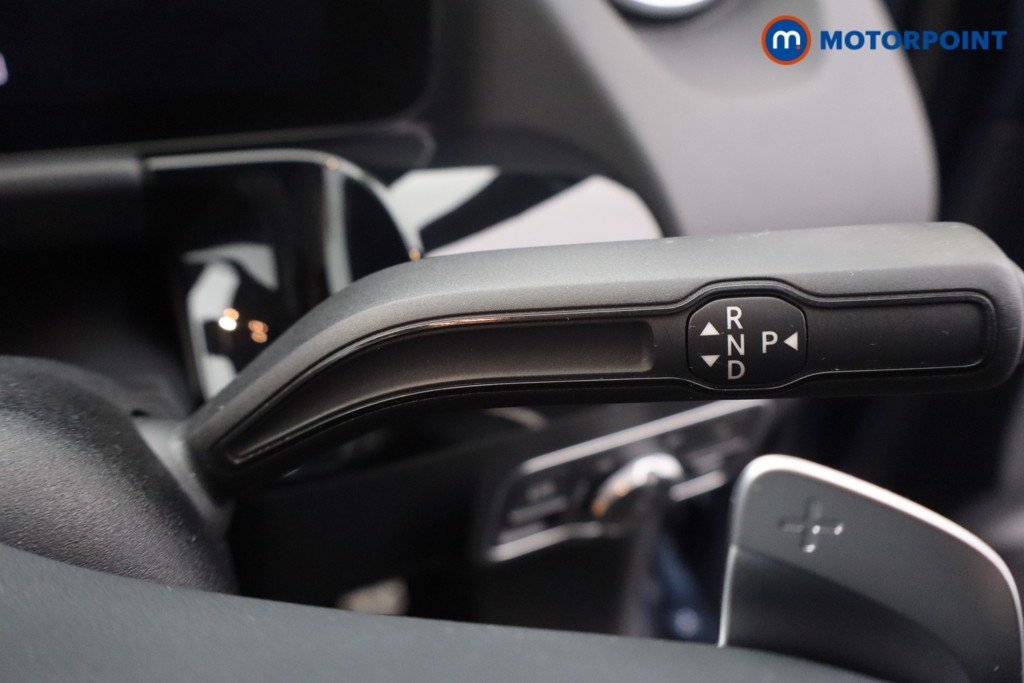 Mercedes-Benz GLA Amg Line Automatic Petrol SUV - Stock Number (1582285) - 18th supplementary image