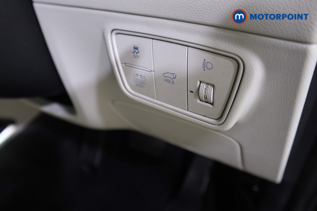 Hyundai Tucson Ultimate Automatic Petrol-Electric Hybrid SUV - Stock Number (1582296) - 9th supplementary image