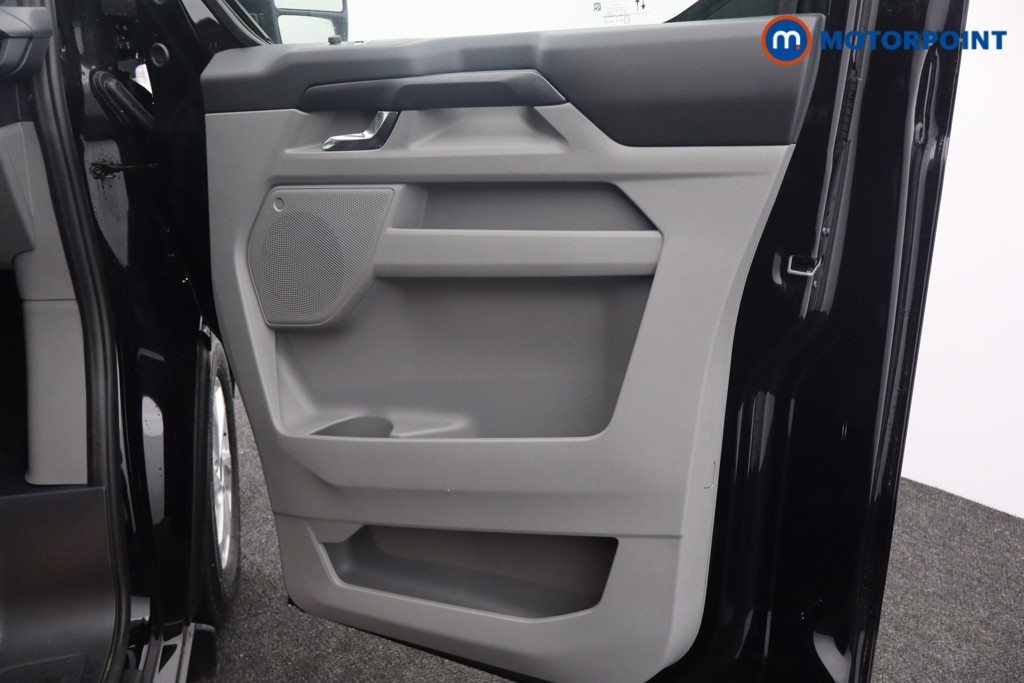 Ford Transit Custom Limited Manual Diesel Crew Bus - Stock Number (1582449) - 18th supplementary image