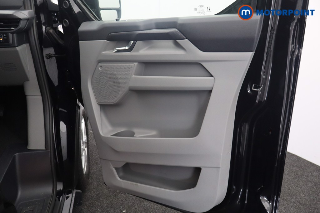 Ford Transit Custom Limited Manual Diesel Crew Bus - Stock Number (1582450) - 17th supplementary image