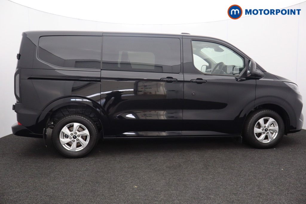 Ford Transit Custom Limited Manual Diesel Crew Bus - Stock Number (1582459) - Passenger side rear corner