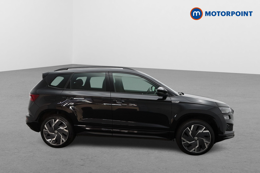 Skoda Karoq Sportline Automatic Diesel SUV - Stock Number (1582543) - Drivers side front corner