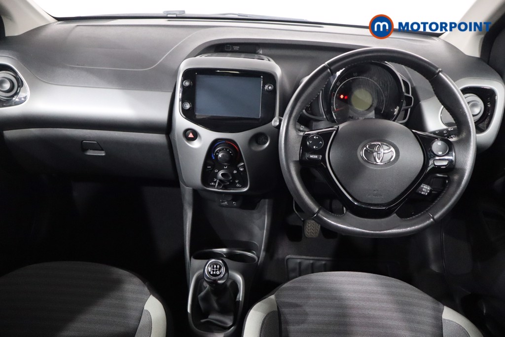 Toyota Aygo X-Play Manual Petrol Hatchback - Stock Number (1582702) - 1st supplementary image