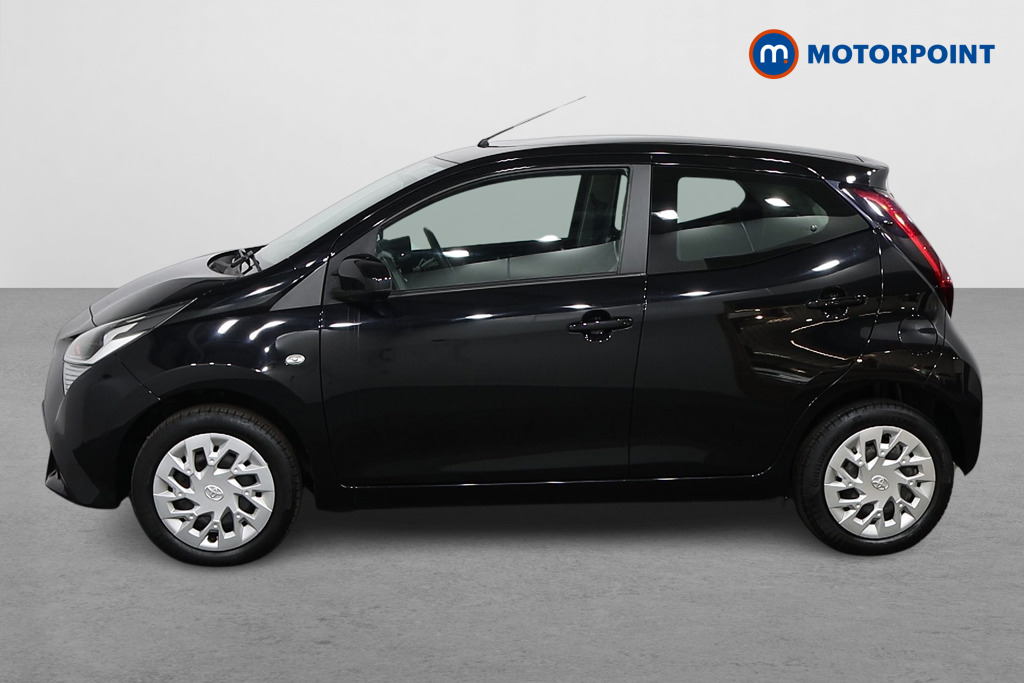 Toyota Aygo X-Play Manual Petrol Hatchback - Stock Number (1582702) - Passenger side