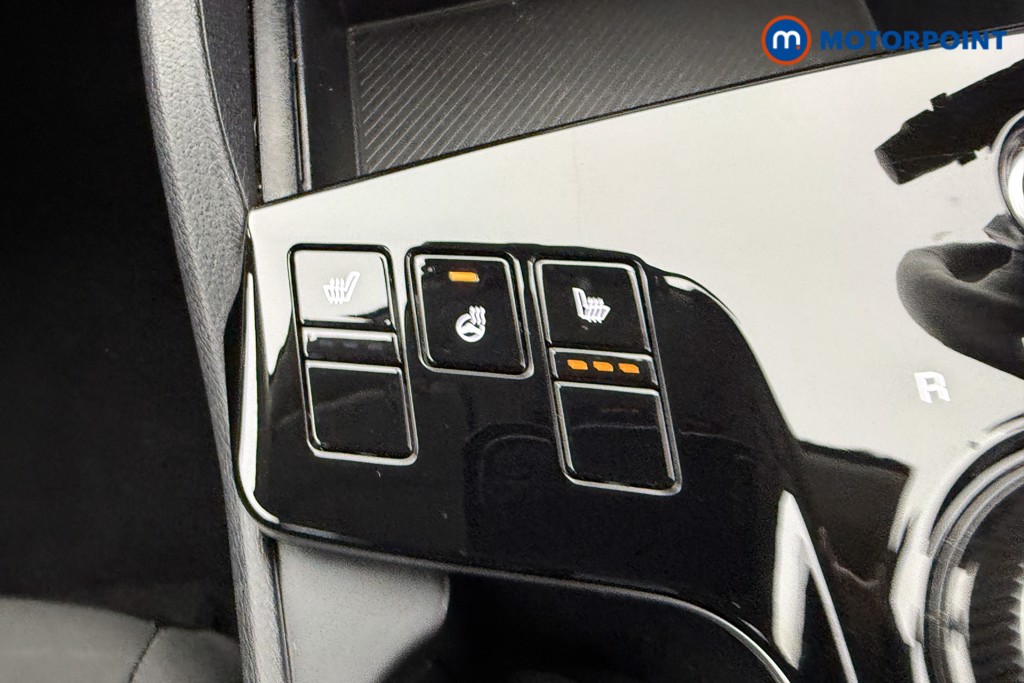KIA Sportage 3 Automatic Petrol-Electric Hybrid SUV - Stock Number (1582943) - 12th supplementary image