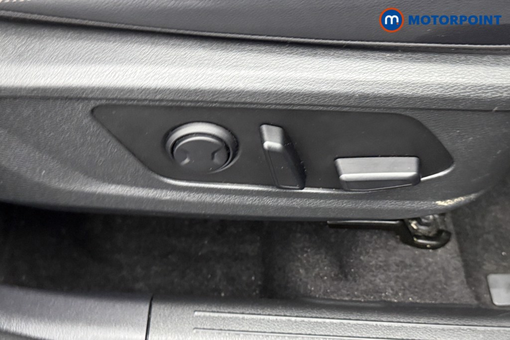 KIA Sportage 3 Automatic Petrol-Electric Hybrid SUV - Stock Number (1582943) - 19th supplementary image