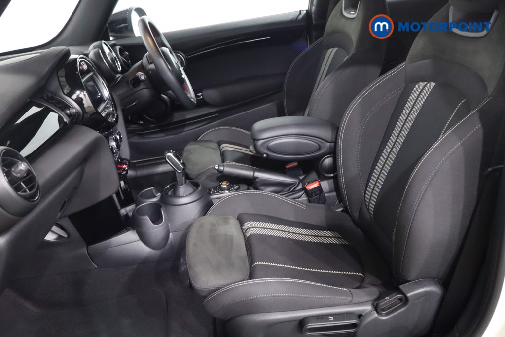 Mini Hatchback Cooper Sport Automatic Petrol Hatchback - Stock Number (1583145) - 4th supplementary image