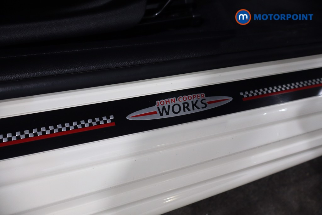 Mini Hatchback Cooper Sport Automatic Petrol Hatchback - Stock Number (1583145) - 21st supplementary image