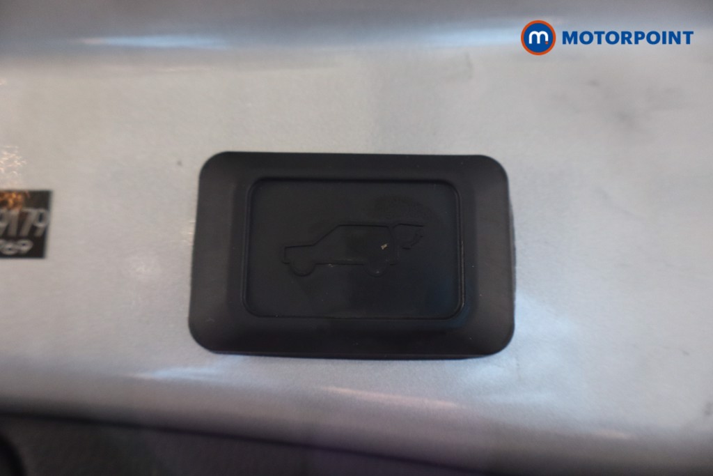 Suzuki Across 2.5 Phev E-Four 5Dr Cvt Automatic Petrol Plug-In Hybrid SUV - Stock Number (1583517) - 39th supplementary image