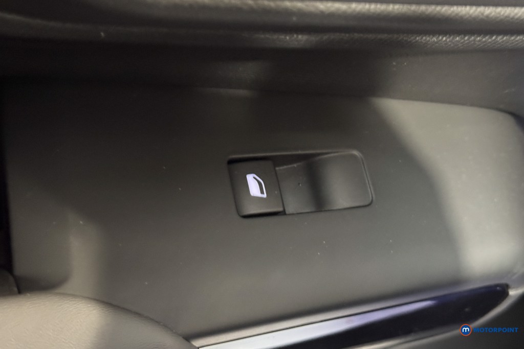 Citroen C5 Aircross Shine Automatic Petrol Plug-In Hybrid SUV - Stock Number (1560321) - 11th supplementary image