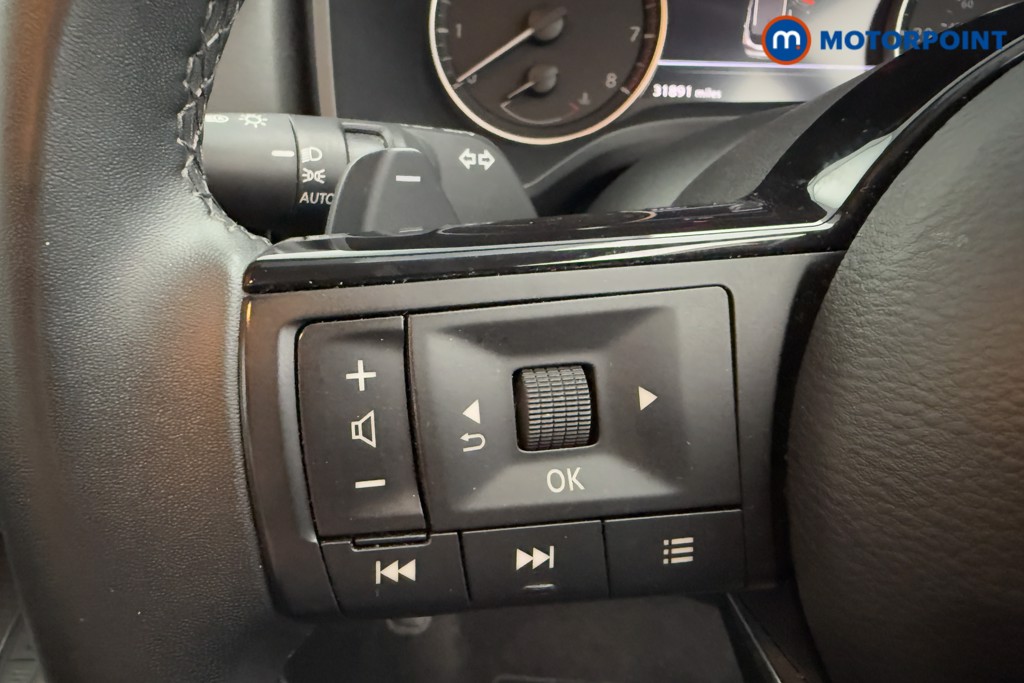 Nissan Qashqai Acenta Premium Automatic Petrol SUV - Stock Number (1568025) - 4th supplementary image