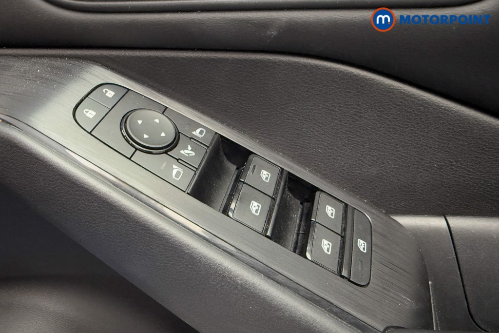 Nissan Qashqai Acenta Premium Automatic Petrol SUV - Stock Number (1568025) - 17th supplementary image