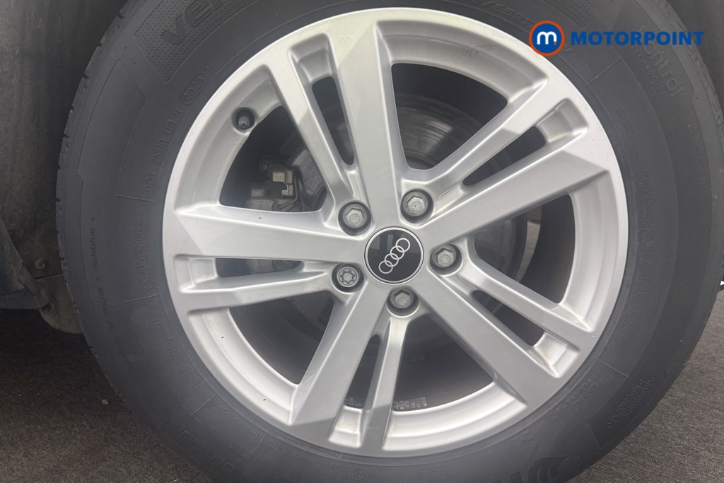 Audi Q3 Technik Manual Petrol SUV - Stock Number (1568653) - 2nd supplementary image