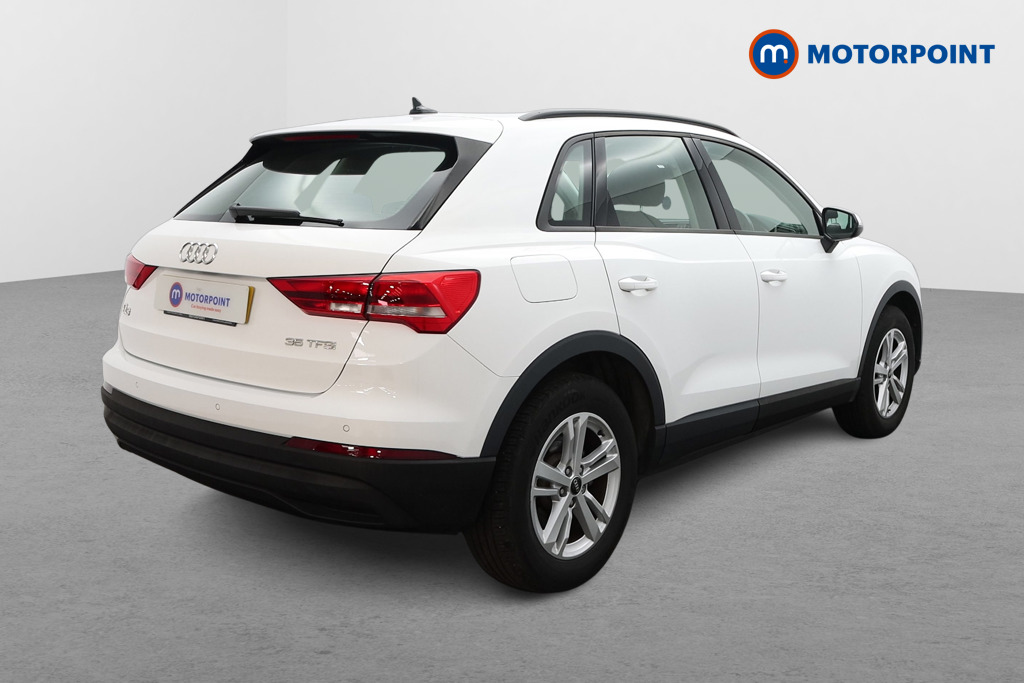 Audi Q3 Technik Manual Petrol SUV - Stock Number (1568653) - Drivers side rear corner