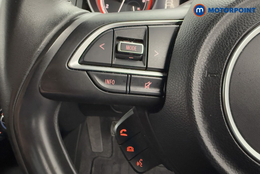 Suzuki Swift Sz-L Manual Petrol Hatchback - Stock Number (1569097) - 4th supplementary image