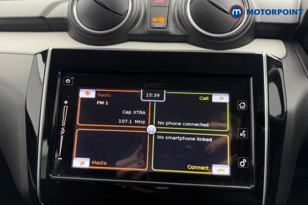 Suzuki Swift Sz-L Manual Petrol Hatchback - Stock Number (1569097) - 7th supplementary image
