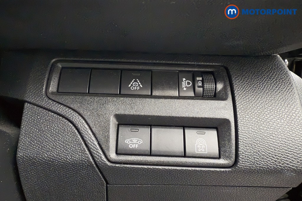 Peugeot 5008 Allure Automatic Diesel SUV - Stock Number (1570770) - 17th supplementary image