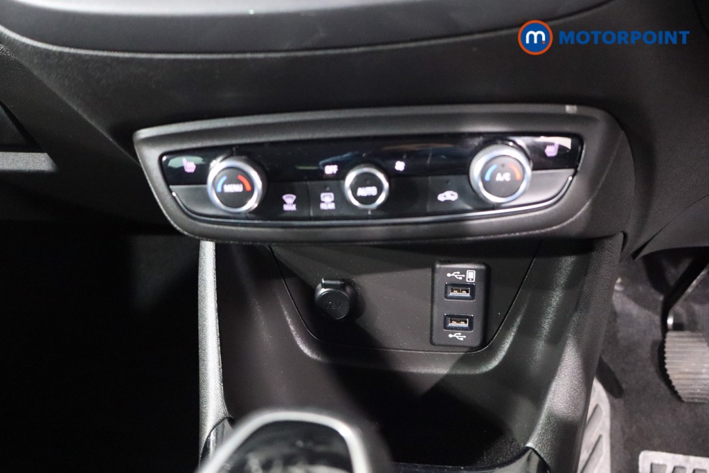 Vauxhall Crossland Elite Edition Manual Petrol SUV - Stock Number (1571472) - 16th supplementary image