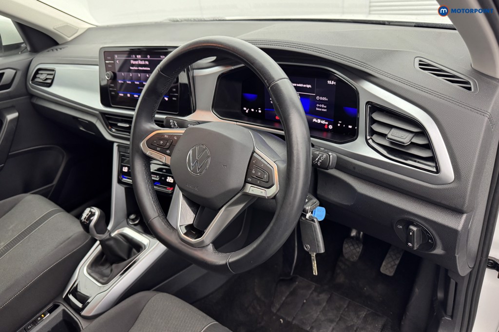 Volkswagen T-Roc Life Manual Petrol SUV - Stock Number (1571654) - 7th supplementary image