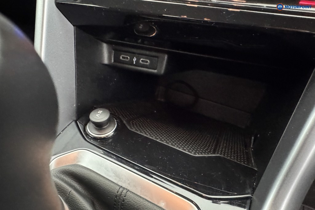 Volkswagen T-Roc Life Manual Petrol SUV - Stock Number (1571654) - 16th supplementary image