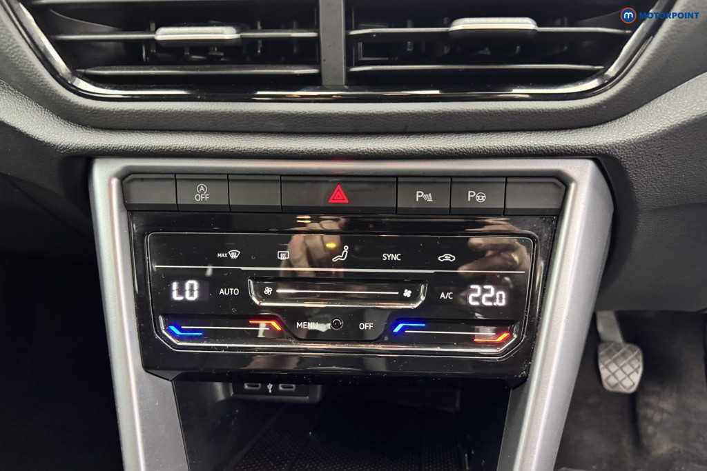 Volkswagen T-Roc Life Manual Petrol SUV - Stock Number (1571654) - 17th supplementary image