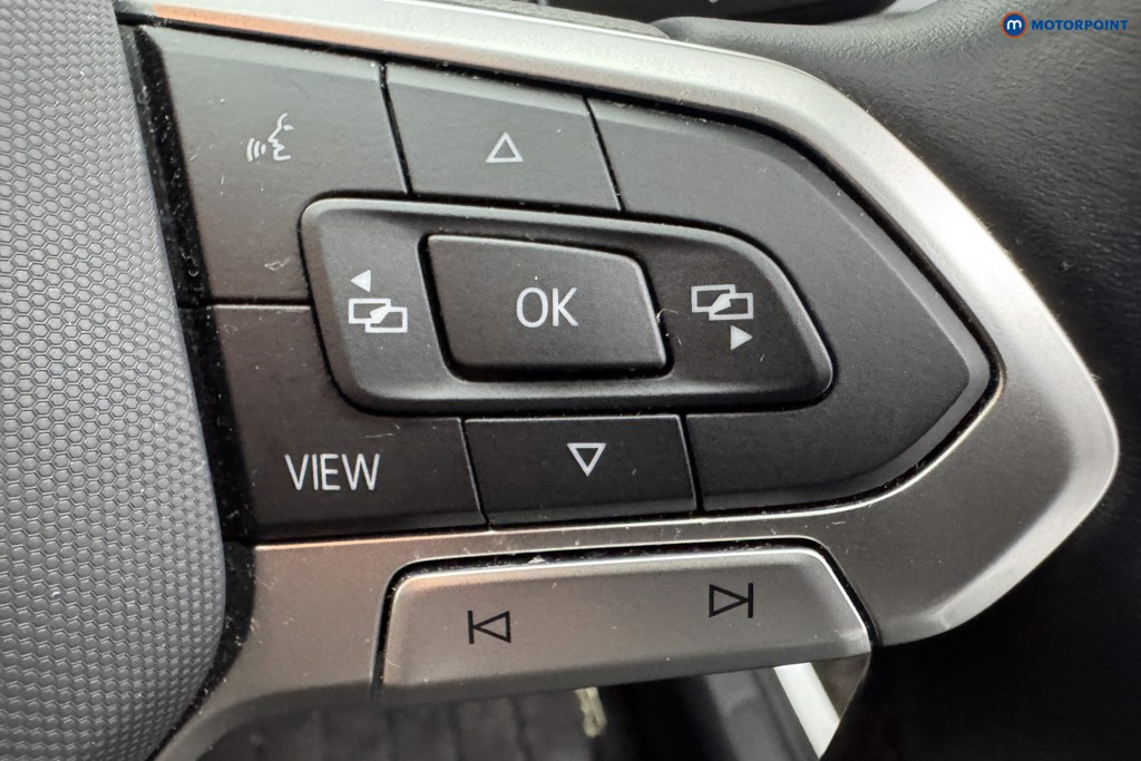 Volkswagen T-Roc Life Manual Petrol SUV - Stock Number (1571654) - 20th supplementary image