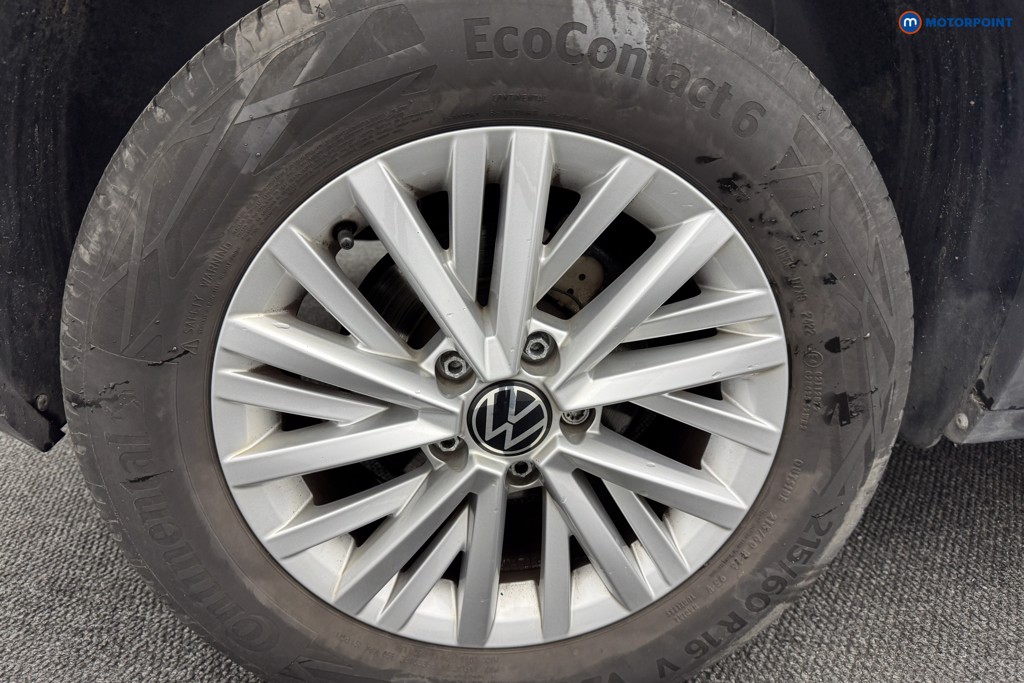 Volkswagen T-Roc Life Manual Petrol SUV - Stock Number (1571654) - 32nd supplementary image