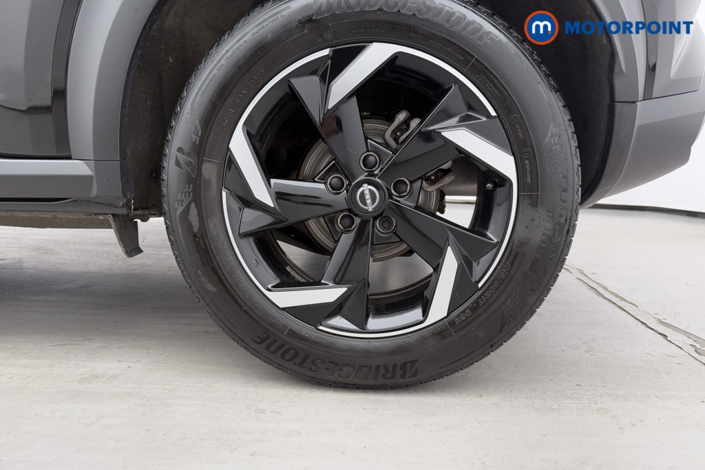 Nissan Juke N-Connecta Automatic Petrol SUV - Stock Number (1572651) - 27th supplementary image