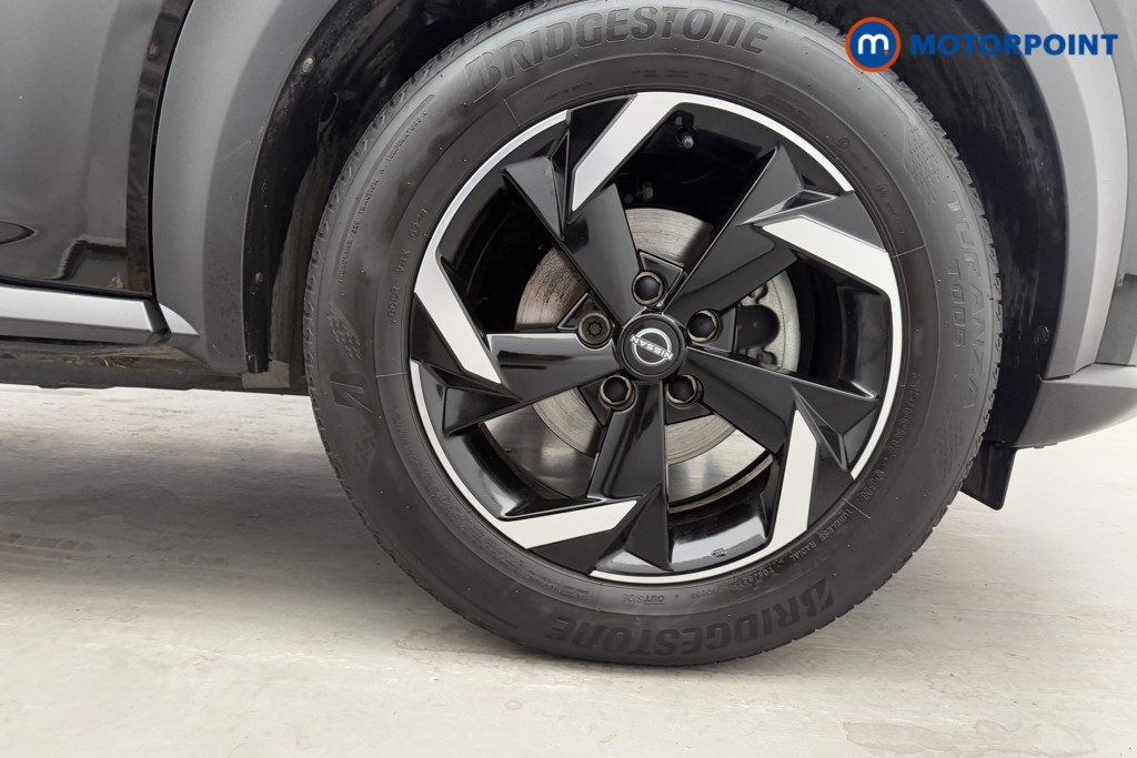 Nissan Juke N-Connecta Automatic Petrol SUV - Stock Number (1572651) - 29th supplementary image