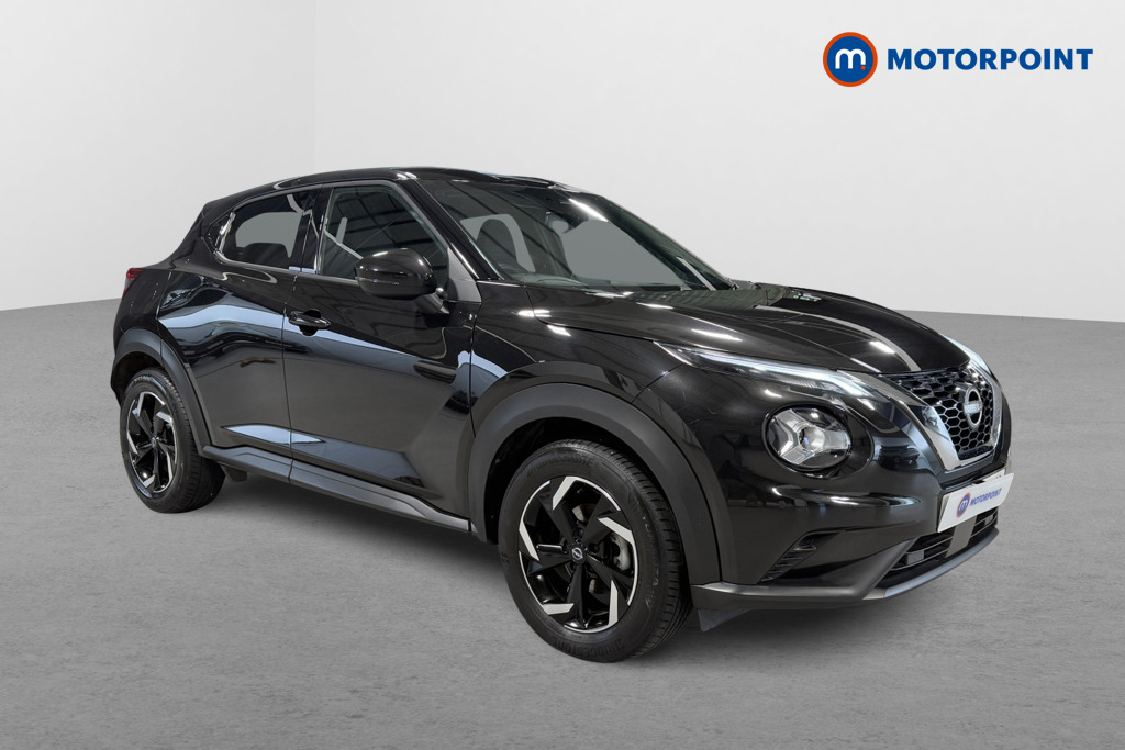Nissan Juke N-Connecta Automatic Petrol SUV - Stock Number (1572651) - Drivers side front corner