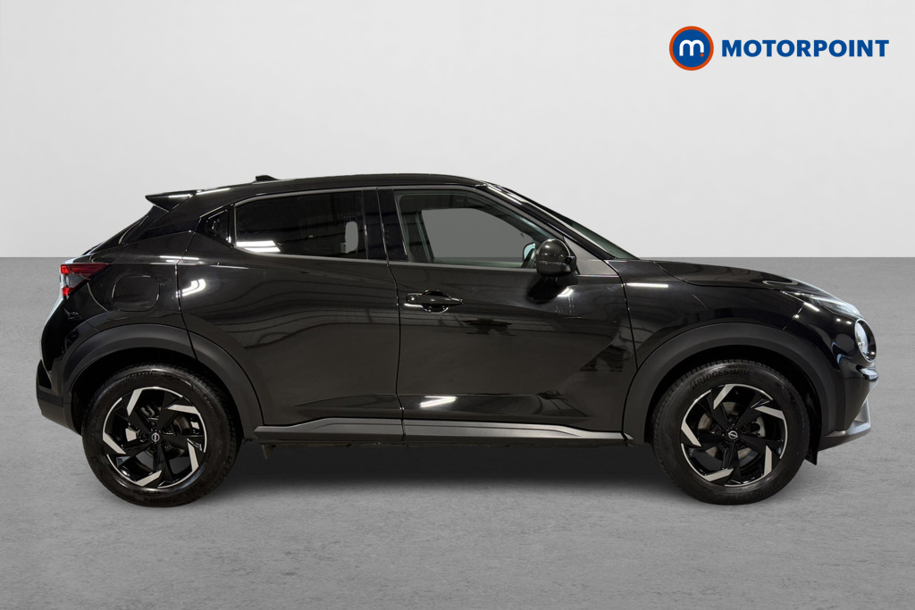 Nissan Juke N-Connecta Automatic Petrol SUV - Stock Number (1572651) - Drivers side