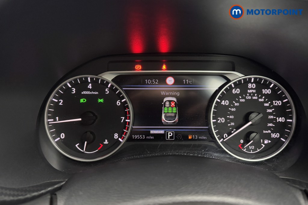 Nissan Juke N-Connecta Automatic Petrol SUV - Stock Number (1572670) - 6th supplementary image