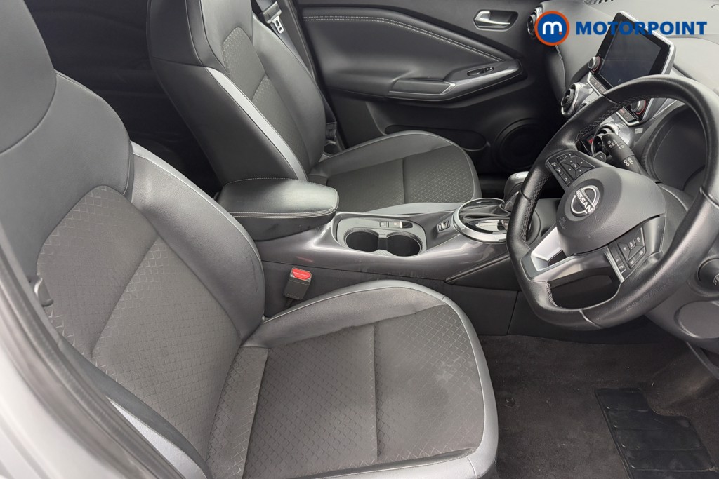Nissan Juke N-Connecta Automatic Petrol SUV - Stock Number (1572670) - 20th supplementary image