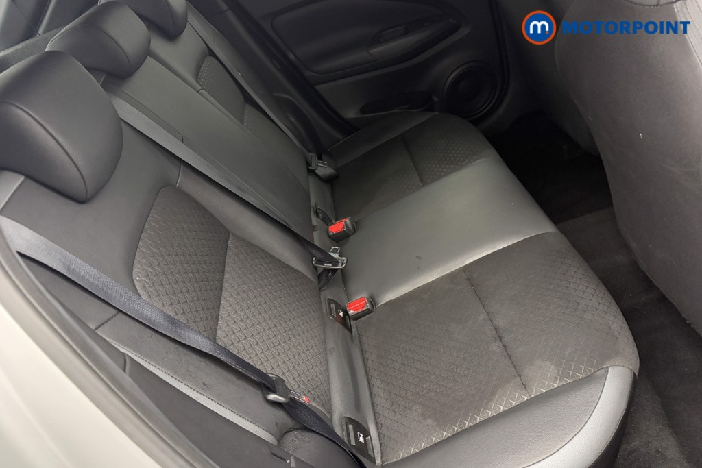 Nissan Juke N-Connecta Automatic Petrol SUV - Stock Number (1572670) - 24th supplementary image