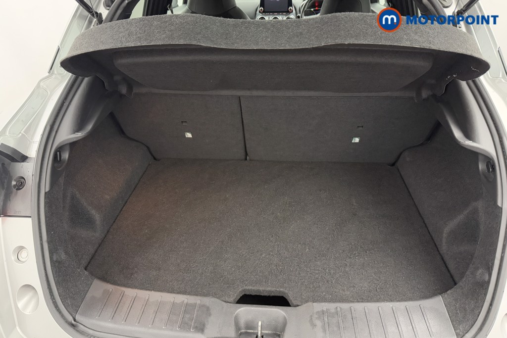 Nissan Juke N-Connecta Automatic Petrol SUV - Stock Number (1572670) - 25th supplementary image