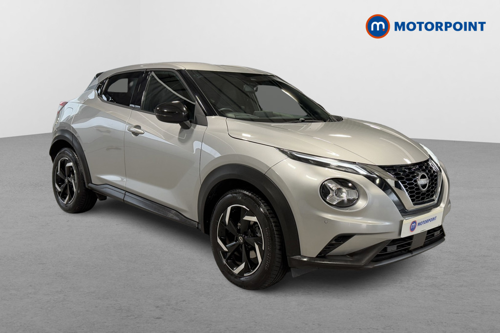 Nissan Juke N-Connecta Automatic Petrol SUV - Stock Number (1572670) - Drivers side front corner