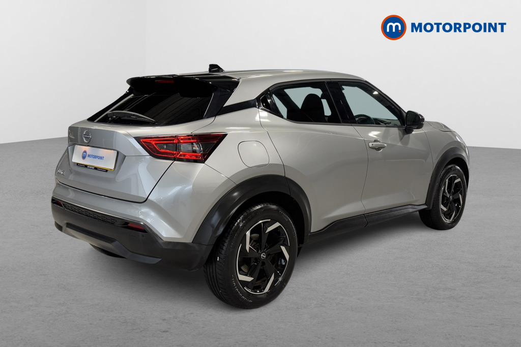 Nissan Juke N-Connecta Automatic Petrol SUV - Stock Number (1572670) - Drivers side rear corner