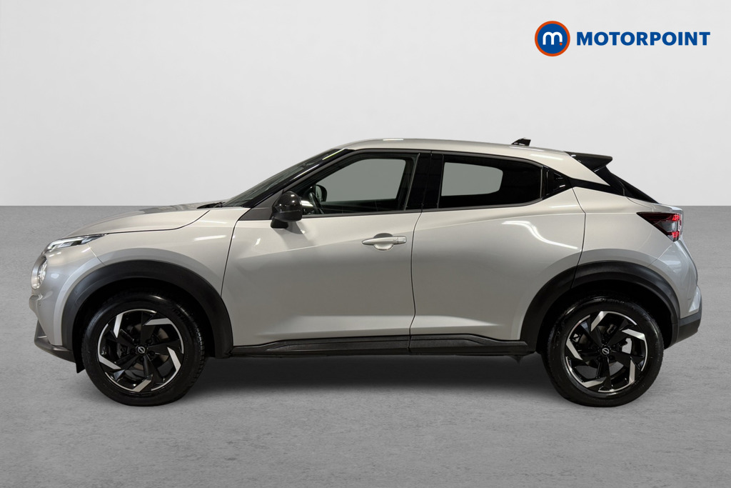 Nissan Juke N-Connecta Automatic Petrol SUV - Stock Number (1572670) - Passenger side