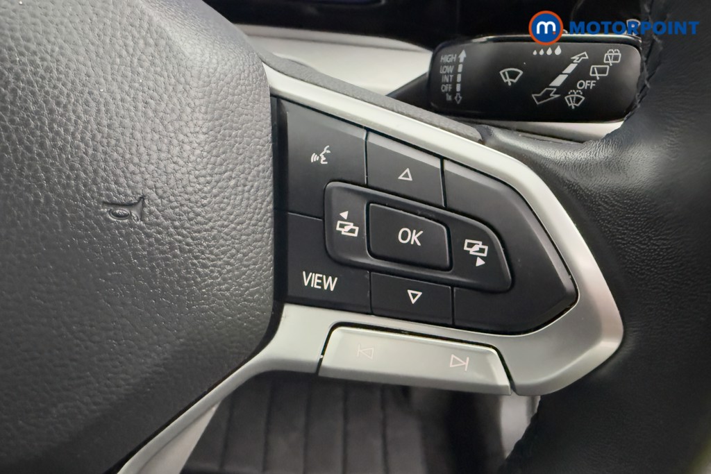 Volkswagen Golf Life Manual Petrol Hatchback - Stock Number (1574046) - 4th supplementary image