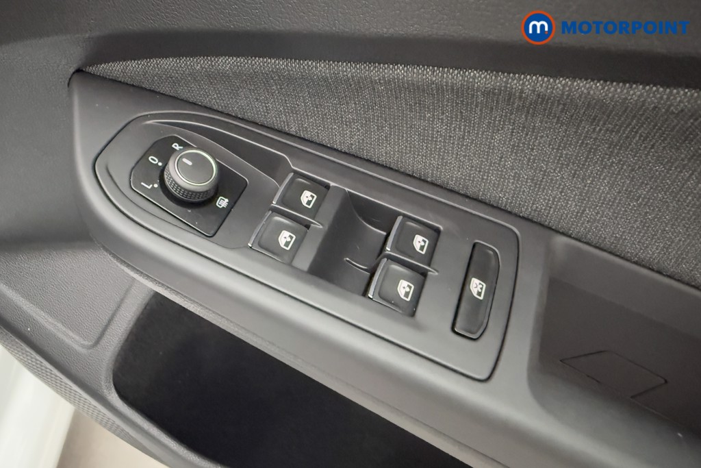 Volkswagen Golf Life Manual Petrol Hatchback - Stock Number (1574046) - 14th supplementary image