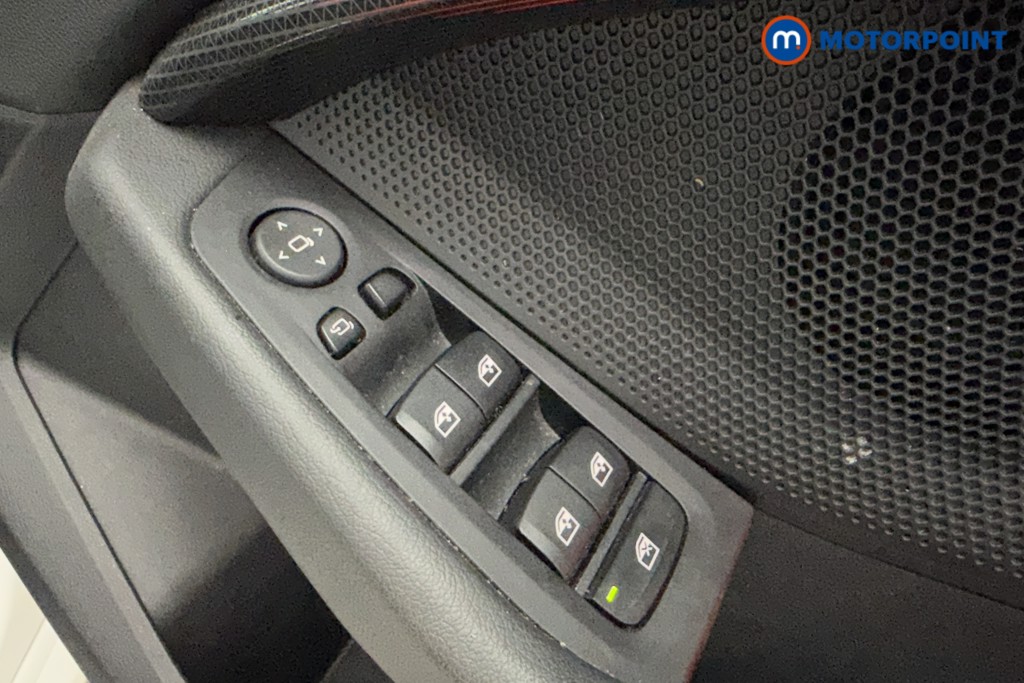 BMW 1 Series Sport Manual Petrol Hatchback - Stock Number (1574317) - 21st supplementary image