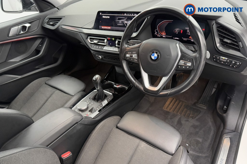 BMW 1 Series Sport Manual Petrol Hatchback - Stock Number (1574317) - 1st supplementary image